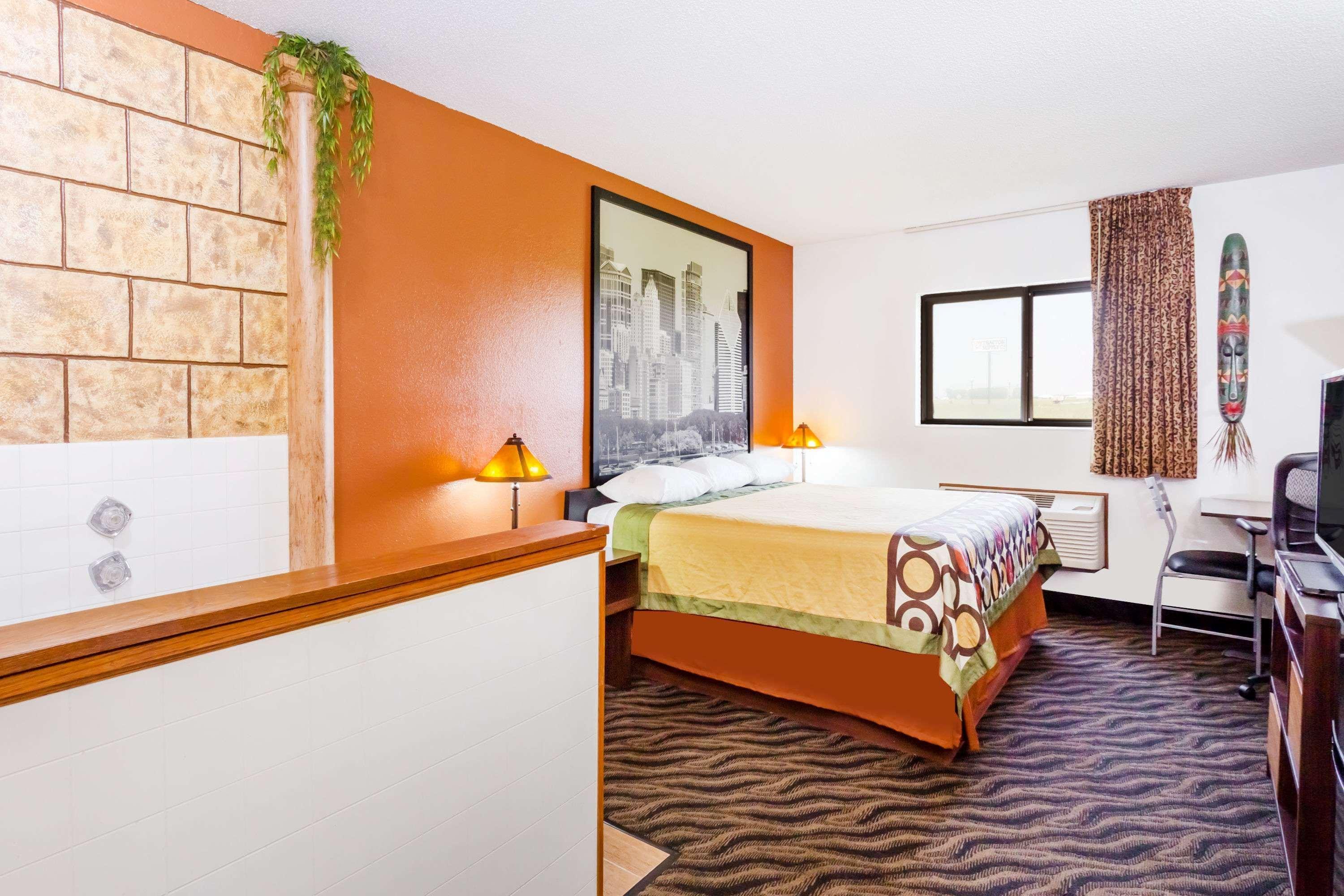 Super 8 By Wyndham